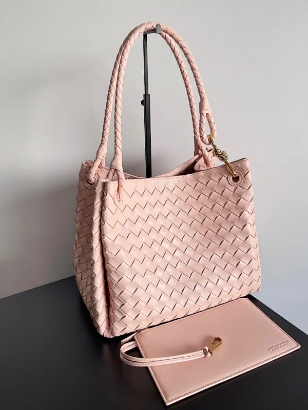 All categories 💚 Authentic bags 💚 BV 2025 new BV armpit bag